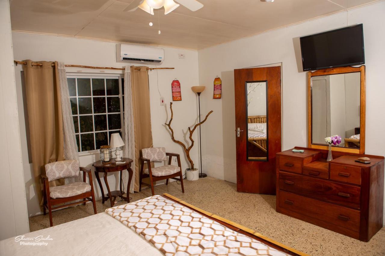 Treasure Beach Inn And Bar المظهر الخارجي الصورة