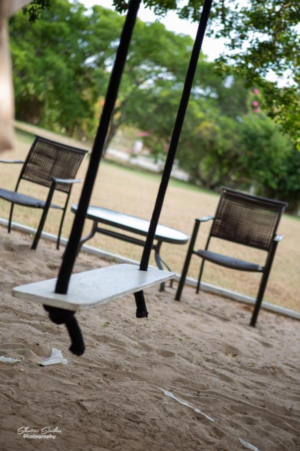 Treasure Beach Inn And Bar المظهر الخارجي الصورة