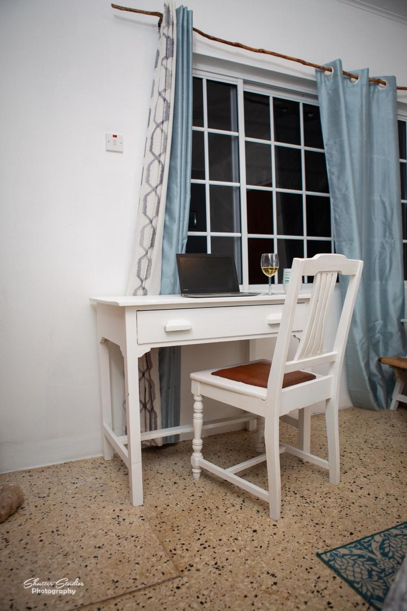 Treasure Beach Inn And Bar المظهر الخارجي الصورة